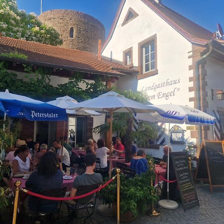 Landgasthaus "Zum Engel" Hotell Neuleiningen Exteriör bild