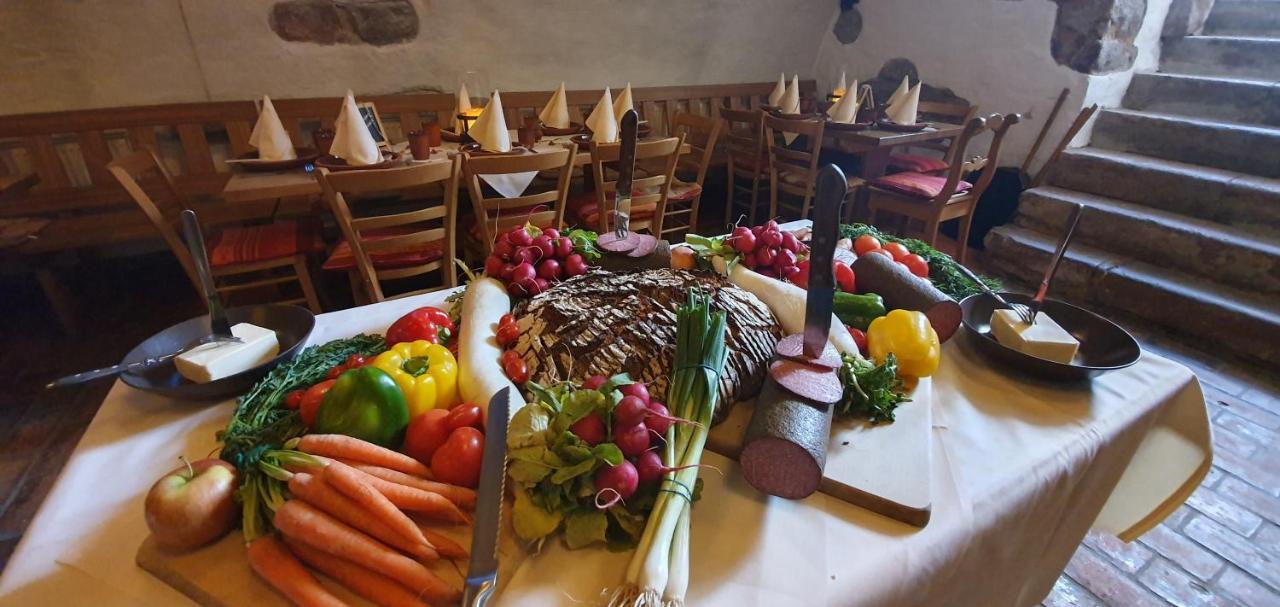 Landgasthaus "Zum Engel" Neuleiningen Exteriör bild