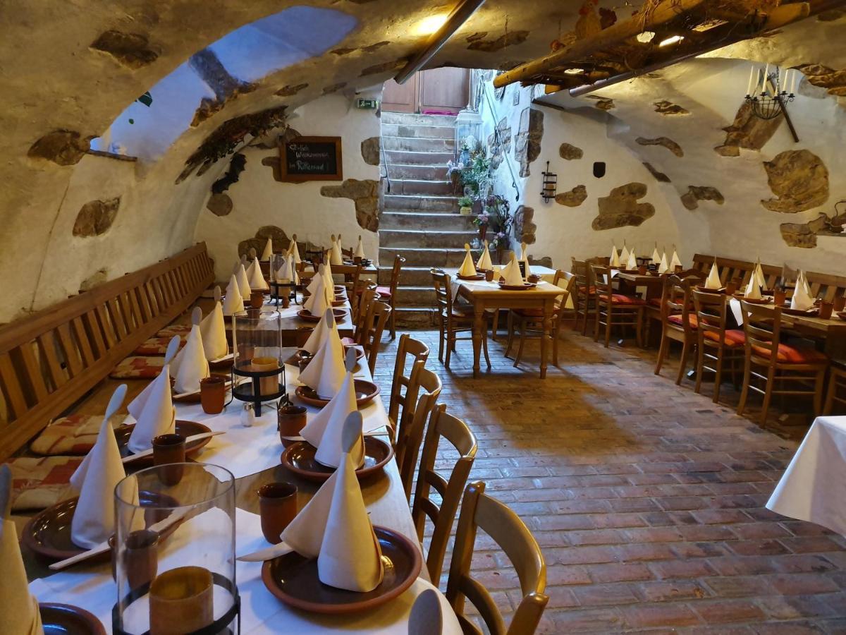 Landgasthaus "Zum Engel" Neuleiningen Exteriör bild